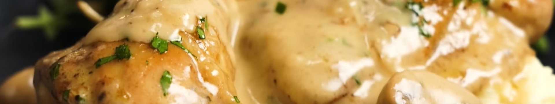 fricassée de poulet et de champignons