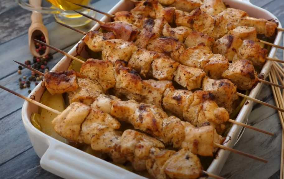 Recette : Brochettes de porc à la friteuse à air