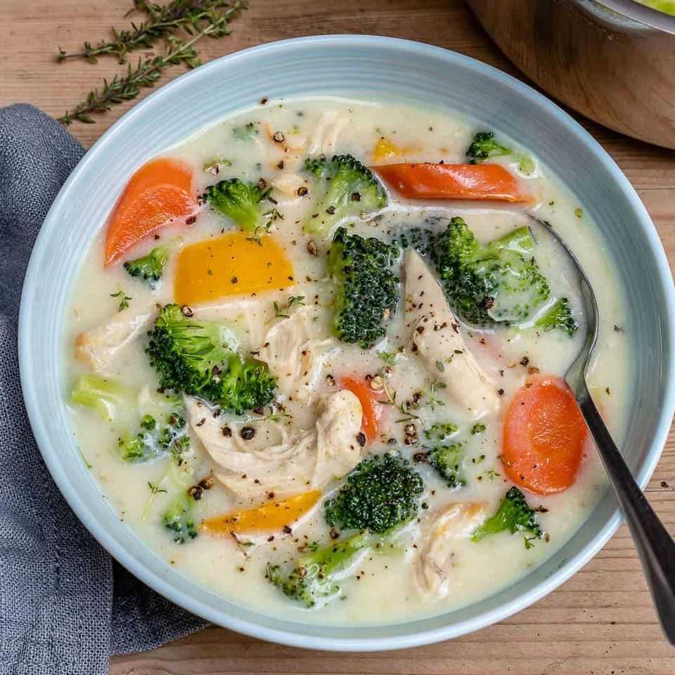 Image du plat : Soupe crémeuse au poulet et aux légumes