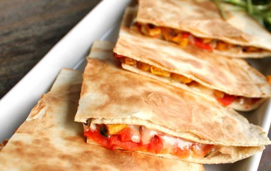 Recette : Lavash aux tomates et au fromage