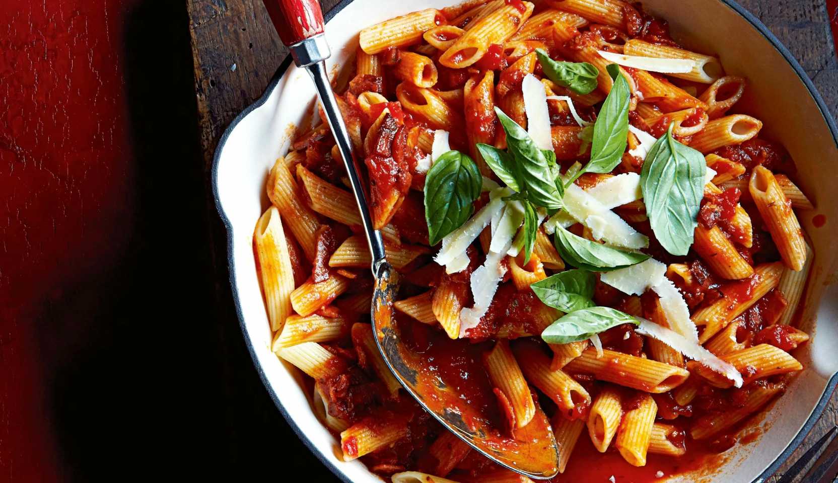 Image du plat : Pâtes à la viande et à la sauce tomate