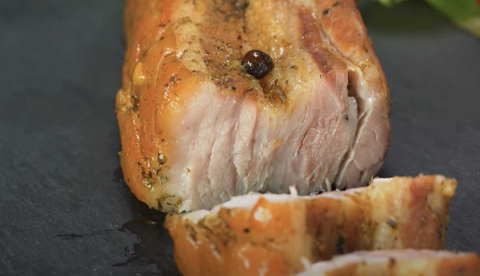 Image du plat : Poitrine de porc cuite au four