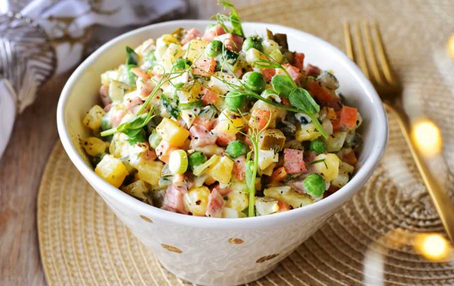 Recette : Salade Olivier à la saucisse fumée