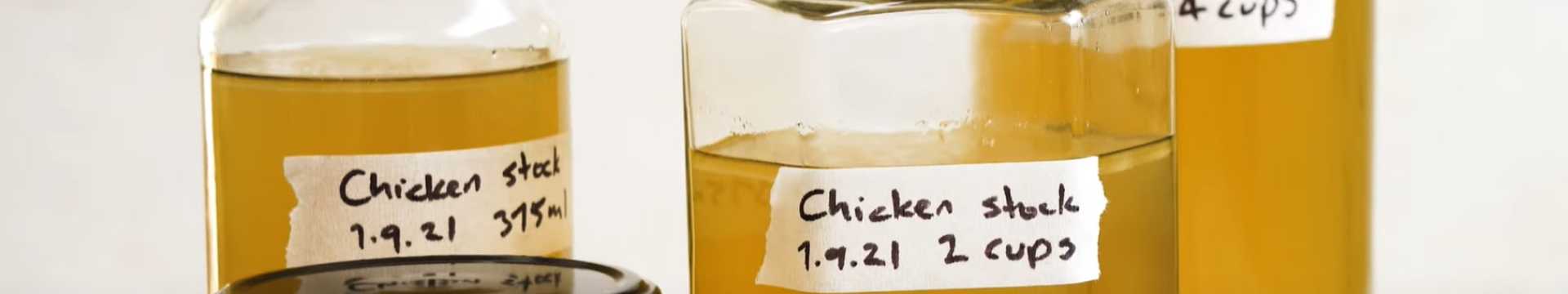 Bouillon de poulet maison aux légumes