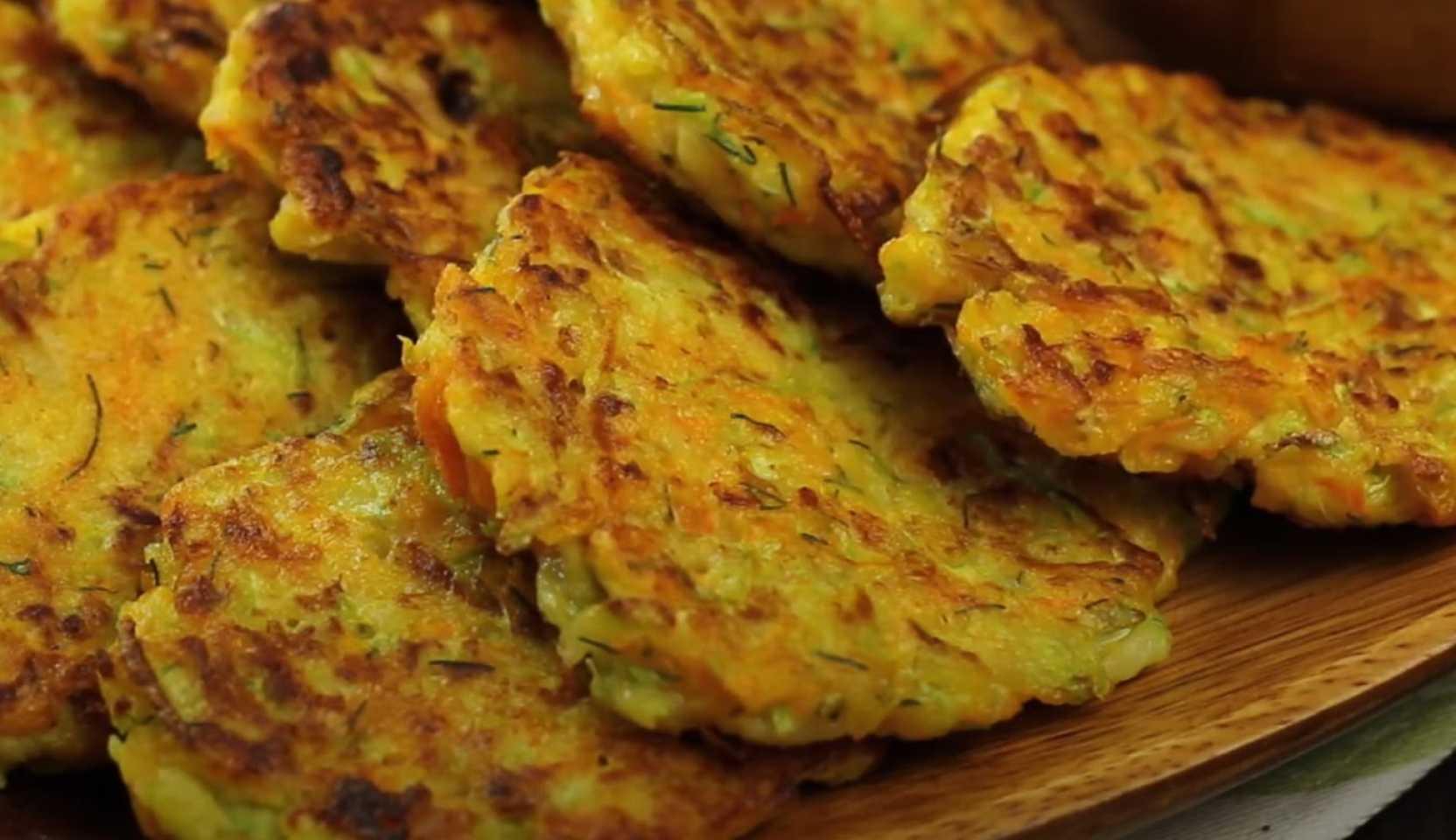 Image du plat : Beignets de courgettes et de carottes à la poêle