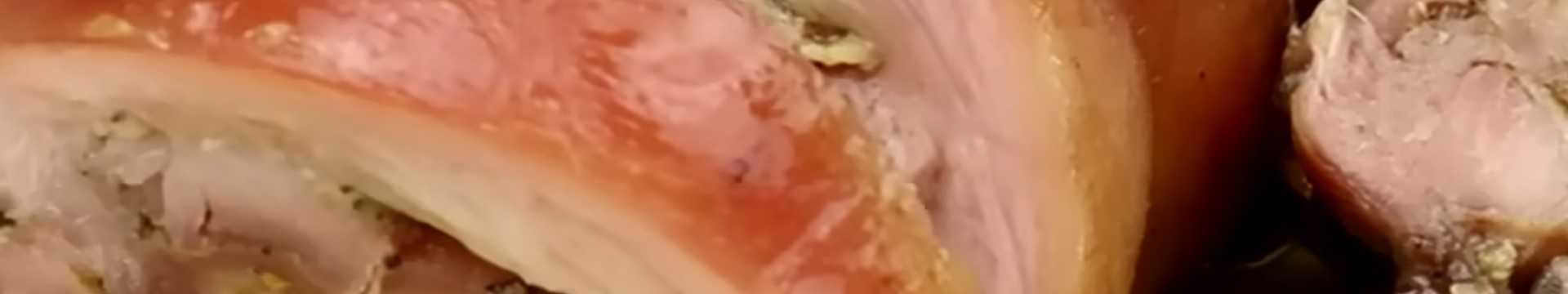 Jarret de porc cuit au four dans un « manchon »