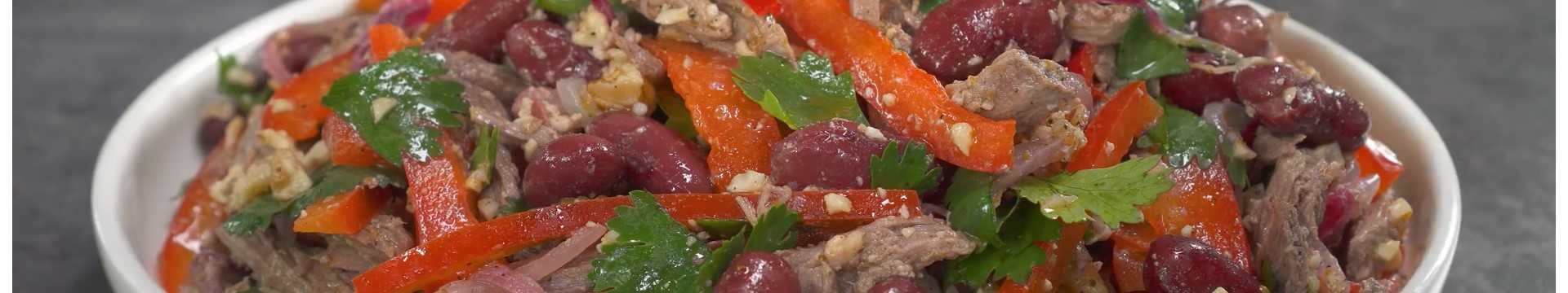 Salade classique de Tbilissi au bœuf