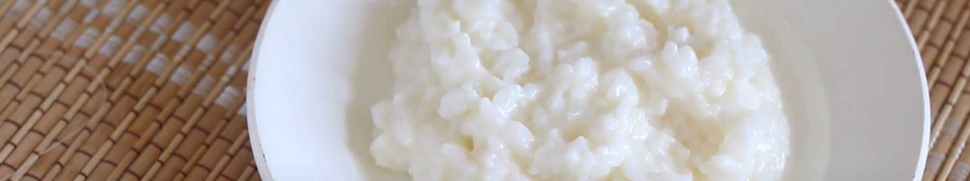 Bouillie de riz au lait concentré