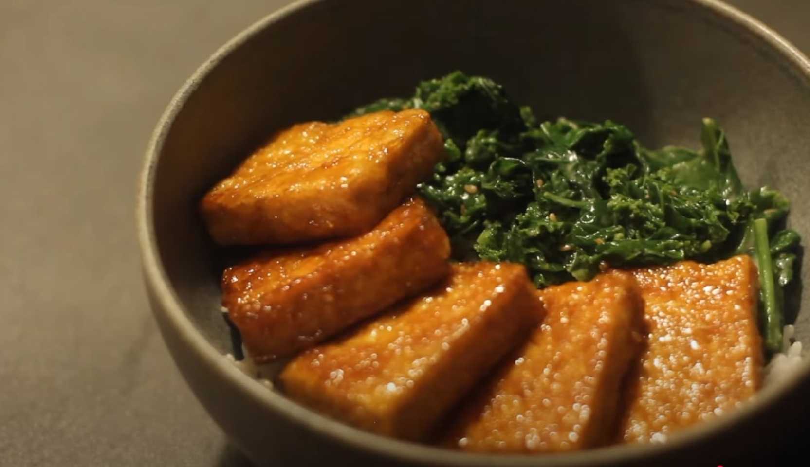 Image du plat : Donburi au tofu frit