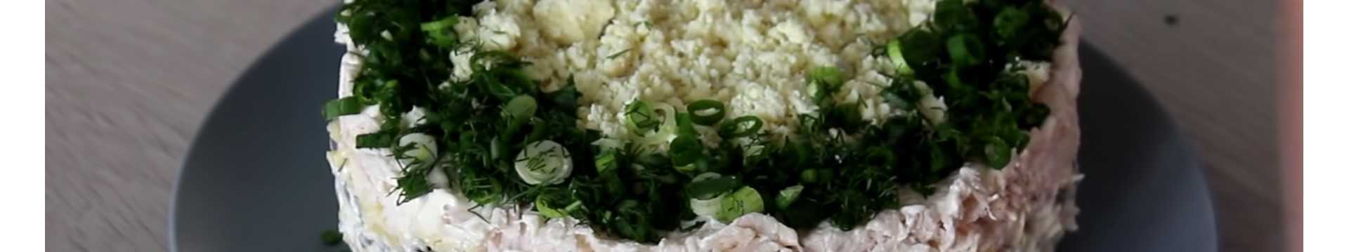 Salade au poulet et aux champignons