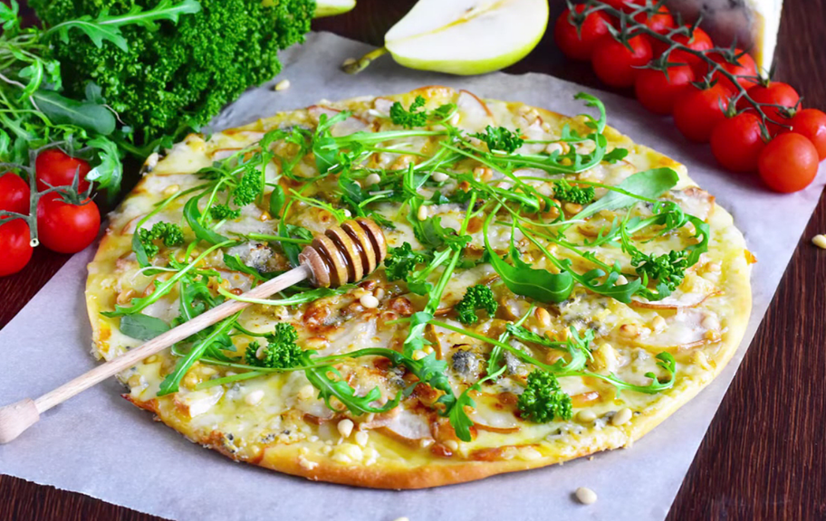 Recette : Pizza aux poires et au gorgonzola