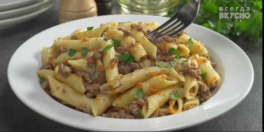 Recette : Pâtes à la marine avec viande hachée à la poêle