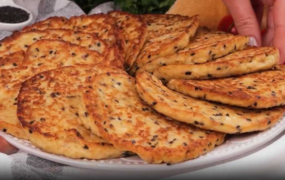 Recette : Gâteaux au fromage à base de pain rassis