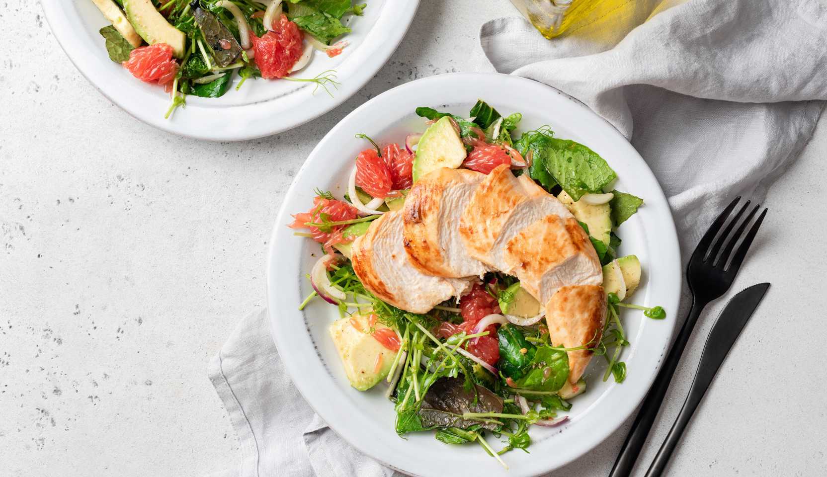 Image du plat : Blanc de poulet cuit à l’airfrit avec salade de légumes