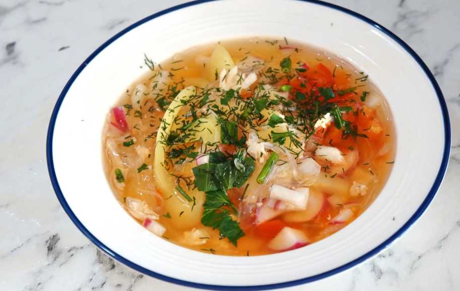 Recette : Soupe chinoise aux nouilles et au poulet