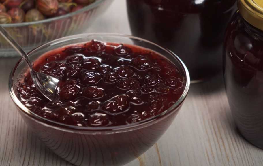 Recette : Confiture de groseilles à maquereau pour l'hiver
