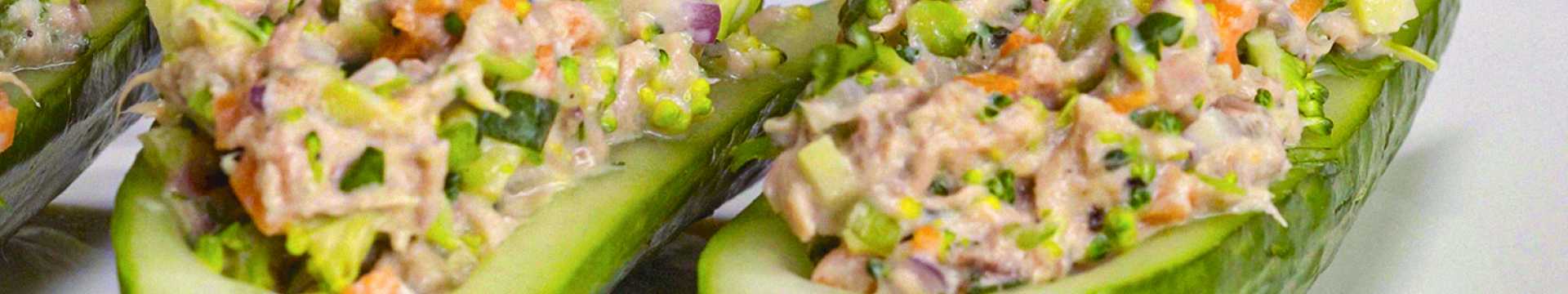 Salade festive au thon et concombre