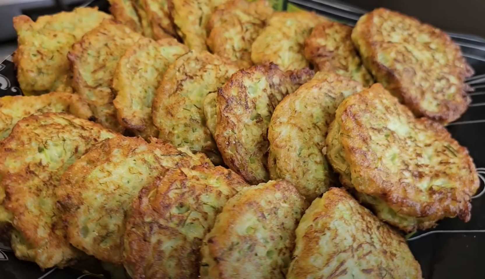 Image du plat : Crêpes moelleuses aux courgettes