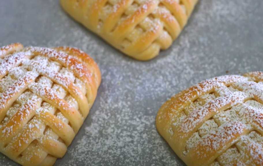 Recette : Tartes tressées aux pommes et aux noix