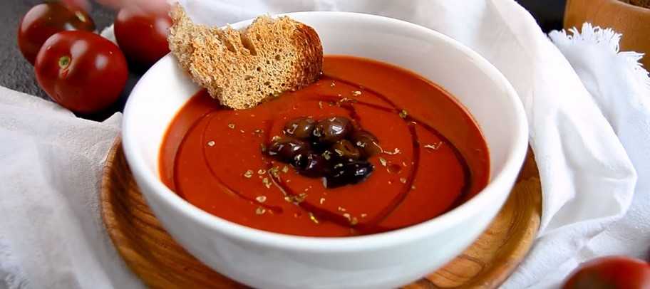 Recette : Soupe de tomates aux tomates fraîches