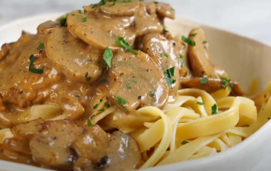 Recette : Poulet Stroganoff aux champignons
