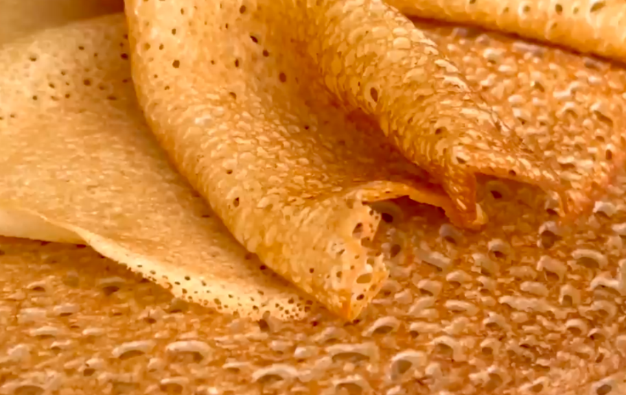 Recette : Crêpes de Carême à l'eau, sans œufs ni lait