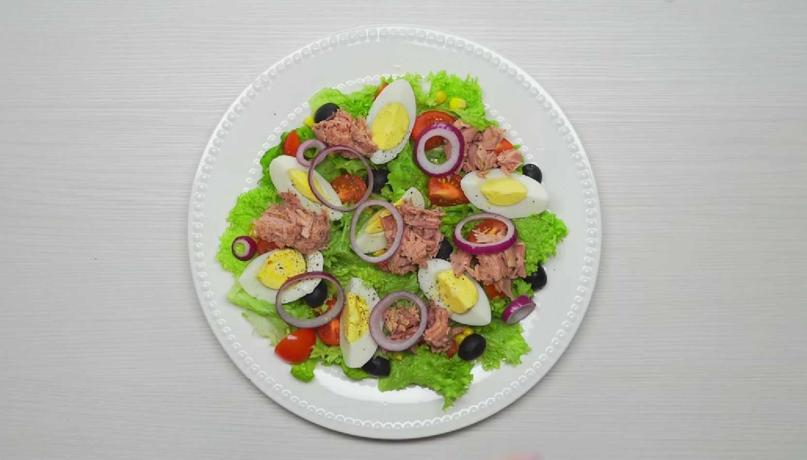 Image du plat : Salade niçoise classique au thon et au maïs