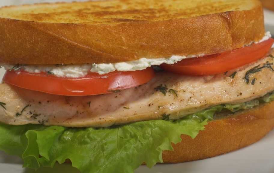 Recette : Sandwich au poulet de Dilli