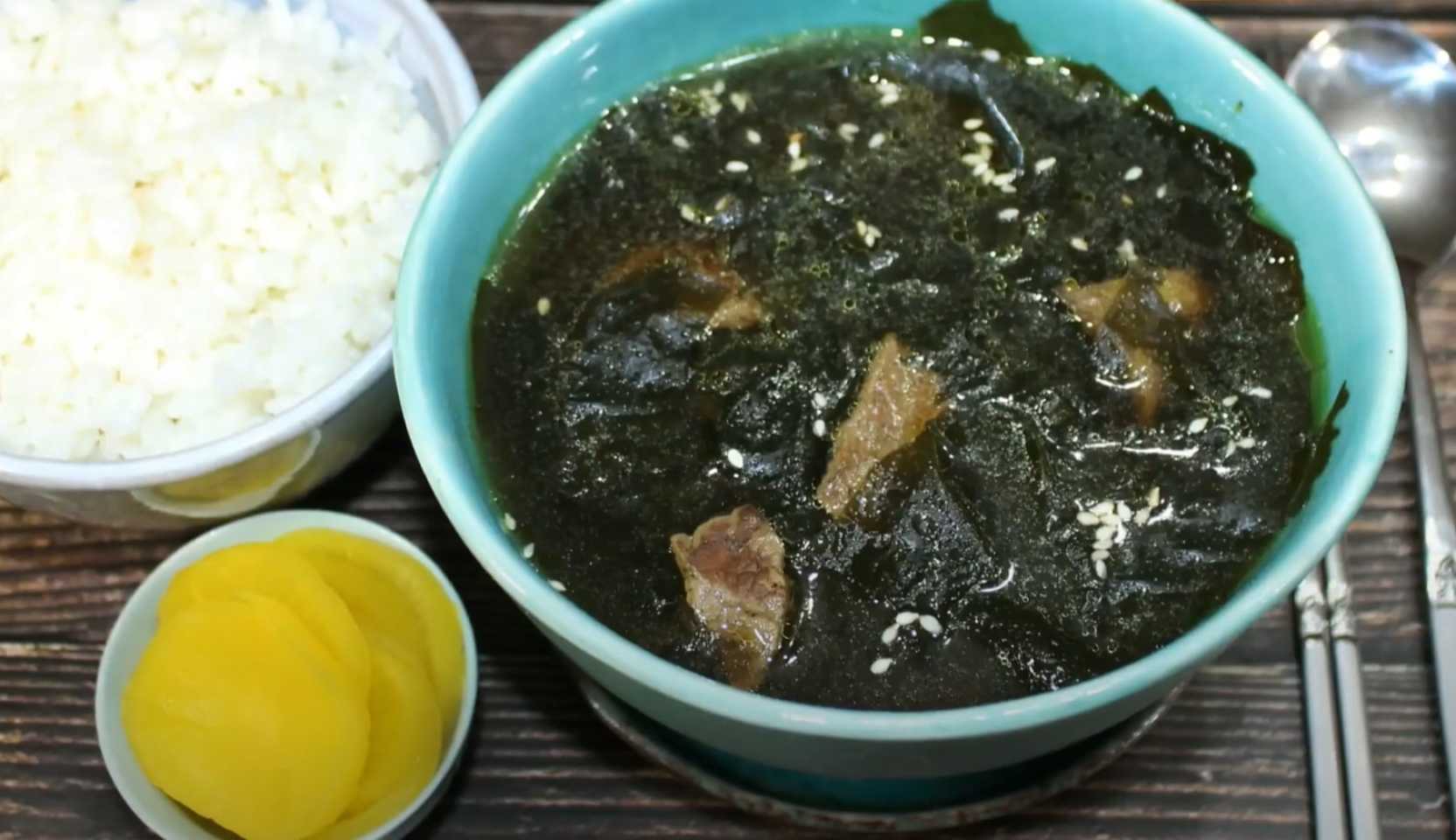 Image du plat : Soupe aux algues Miyok kuk