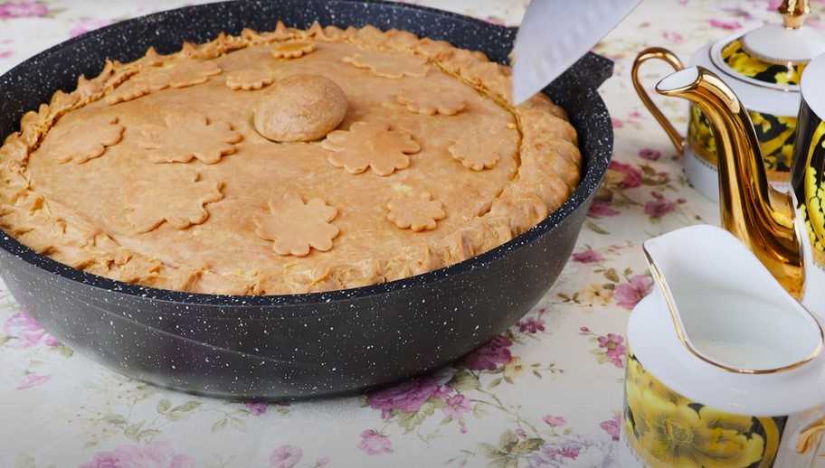 Recette : Tourte tatare à la viande et aux pommes de terre Zur Belish