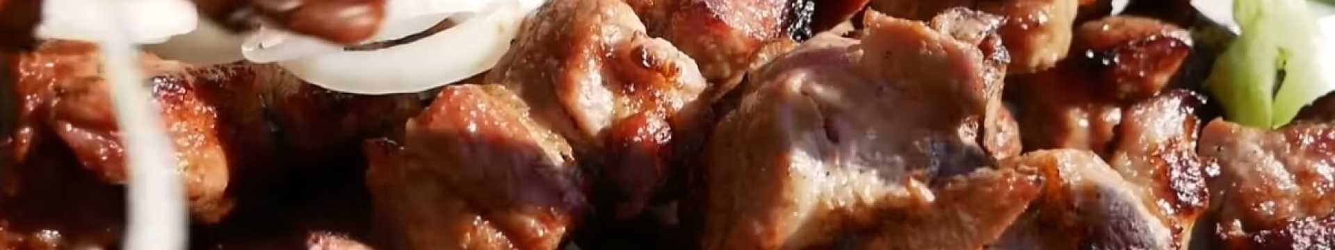 Brochettes de chiche-kebab en bocal au four