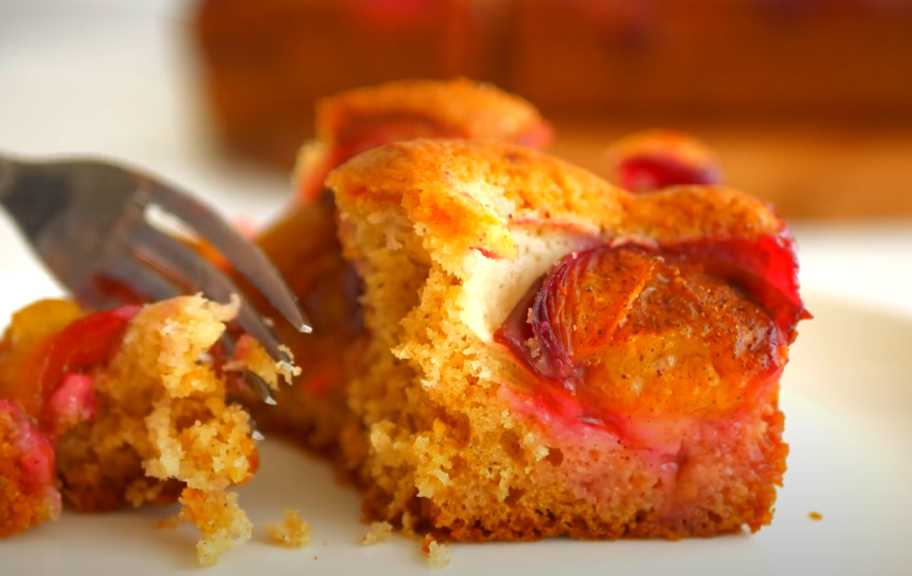 Recette : Charlotte aux prunes au four