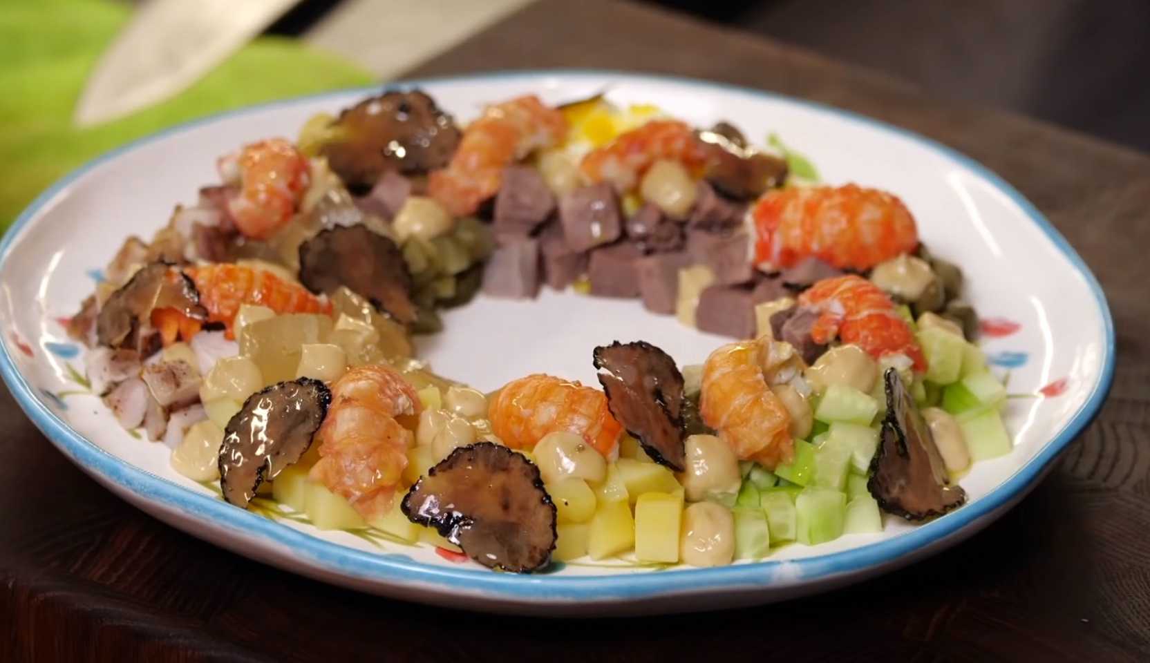 Image du plat : Recette originale de la salade Olivier