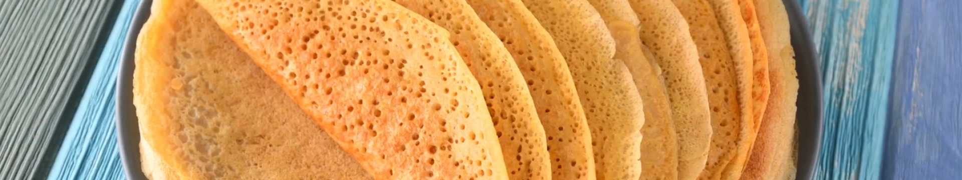Crêpes aux céréales complètes avec du kéfir