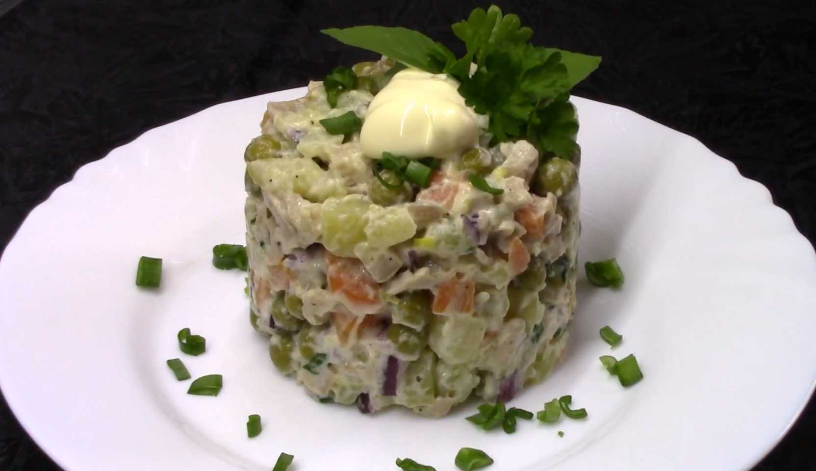 Image du plat : Salade Olivier aux calamars