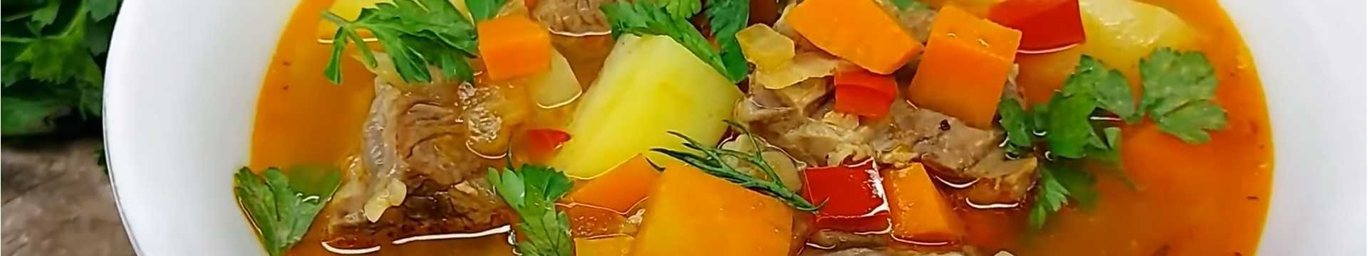 Soupe classique à la viande et aux légumes