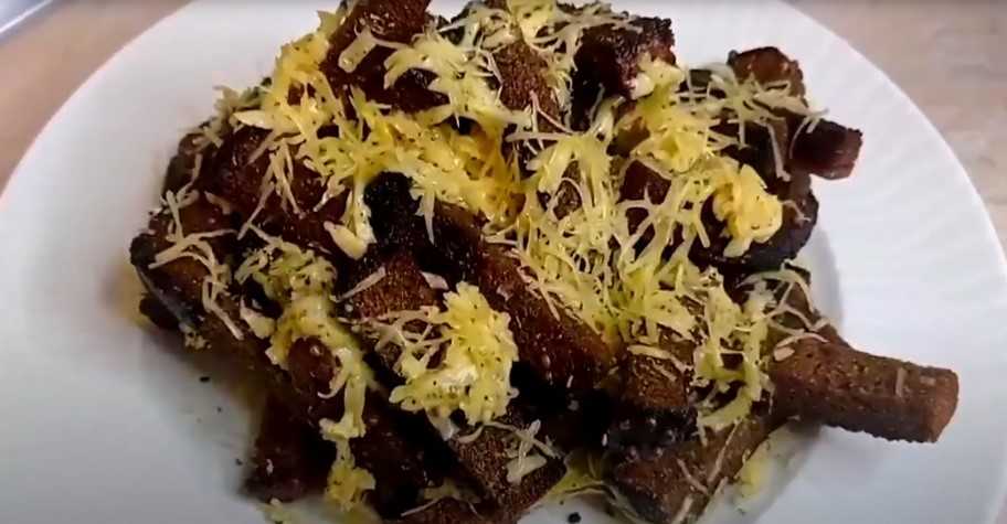 Recette : Croûtons au fromage et à l'ail