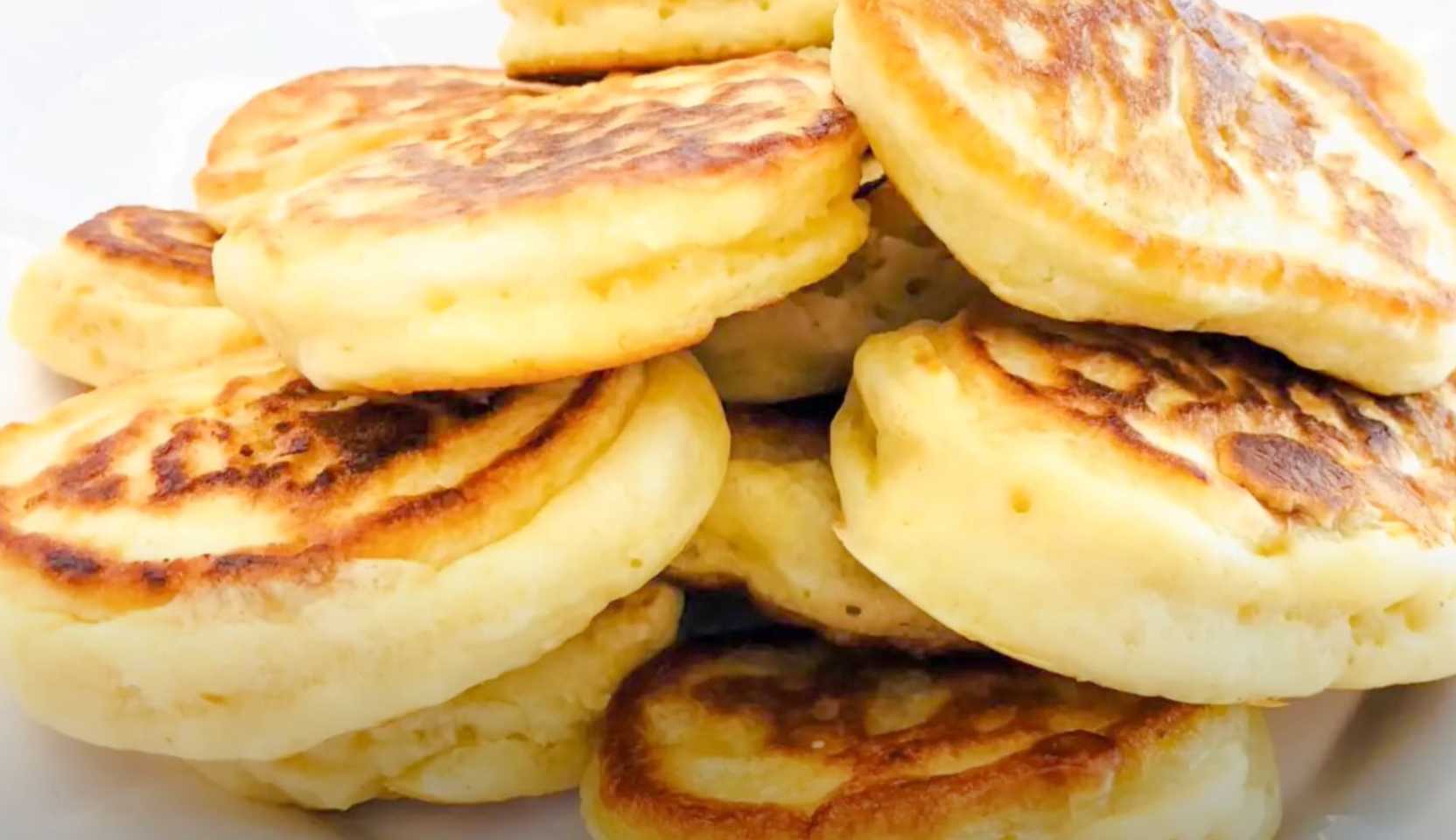 Image du plat : Crêpes de courgettes et de pommes à la poêle