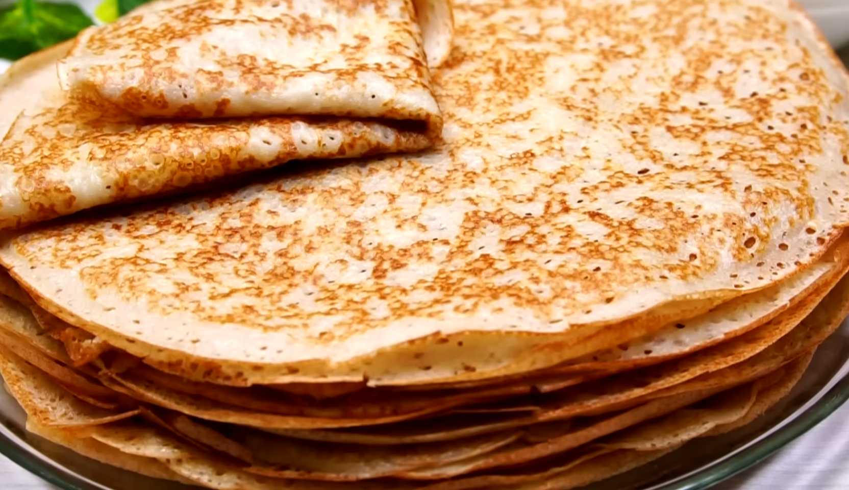 Image du plat : Crêpes fines perforées sur du kéfir