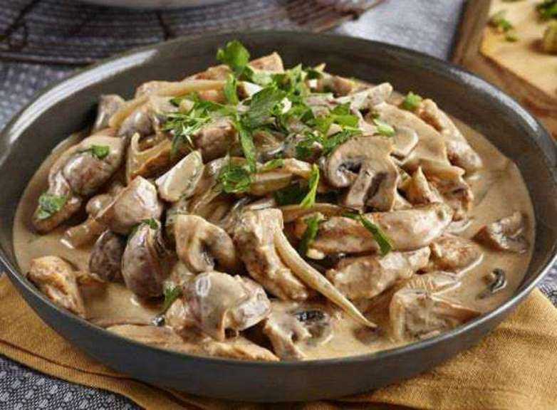 Recette : Filet de dinde à la sauce crémeuse aux champignons