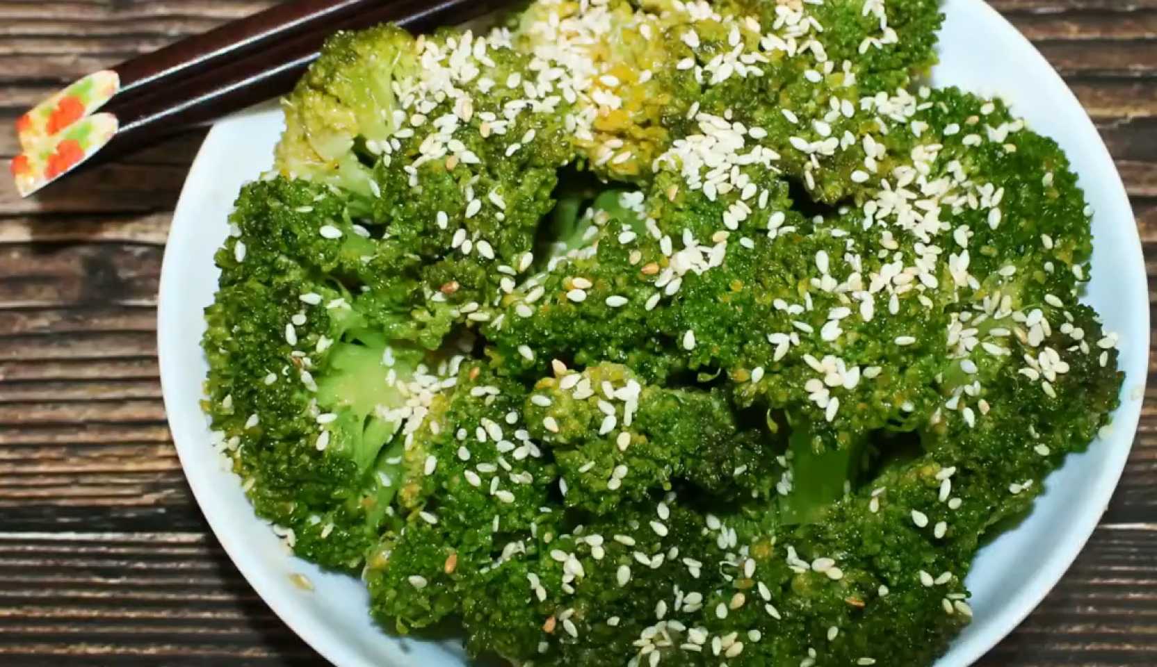 Image du plat : Brocoli coréen en entrée aux graines de sésame