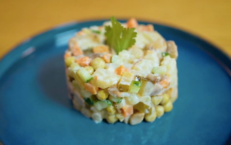 Recette : Salade Olivier aux champignons pour le Carême