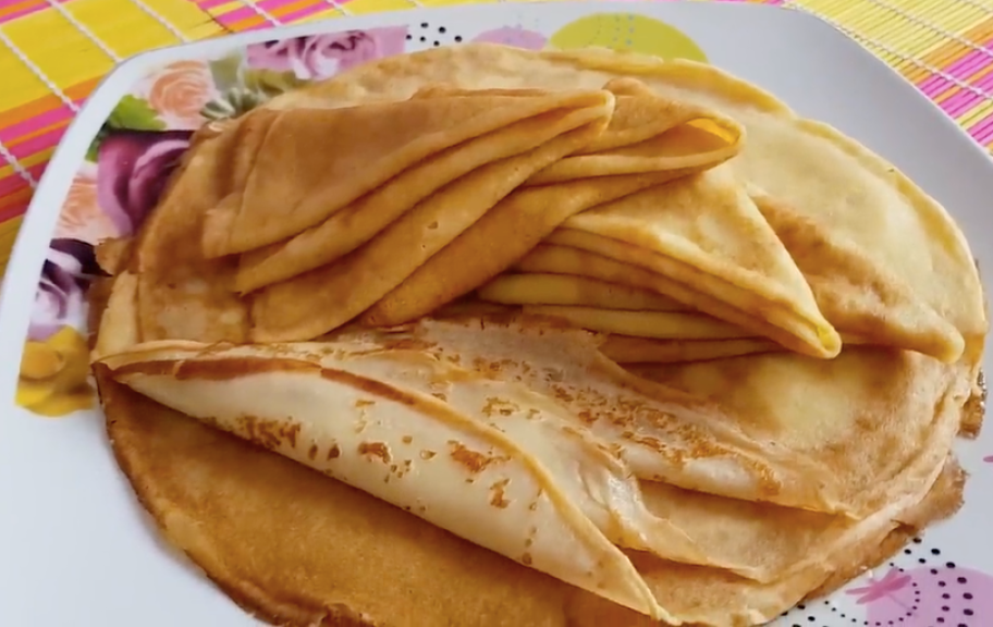 Recette : Crêpes fines au lait, aux œufs et au sucre