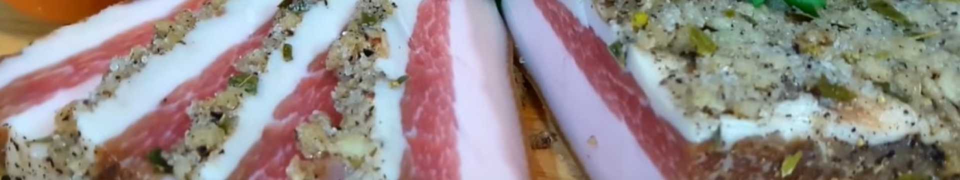 Saindoux salé à l'ail et au poivre