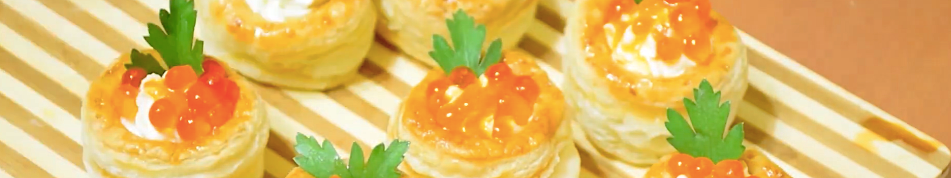 Vol-au-vent au caviar rouge