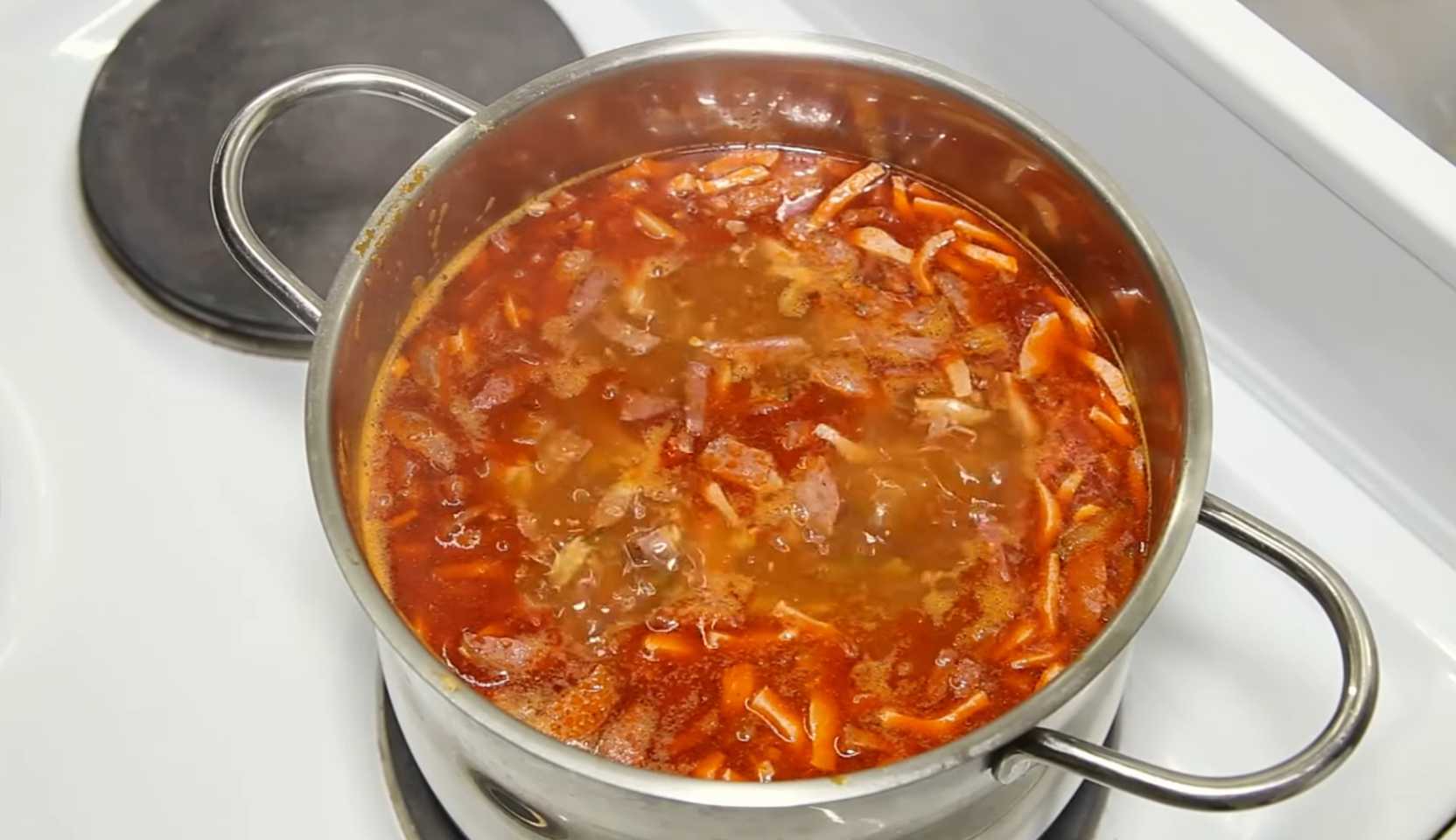 Image du plat : Solyanka sans viande avec saucisse