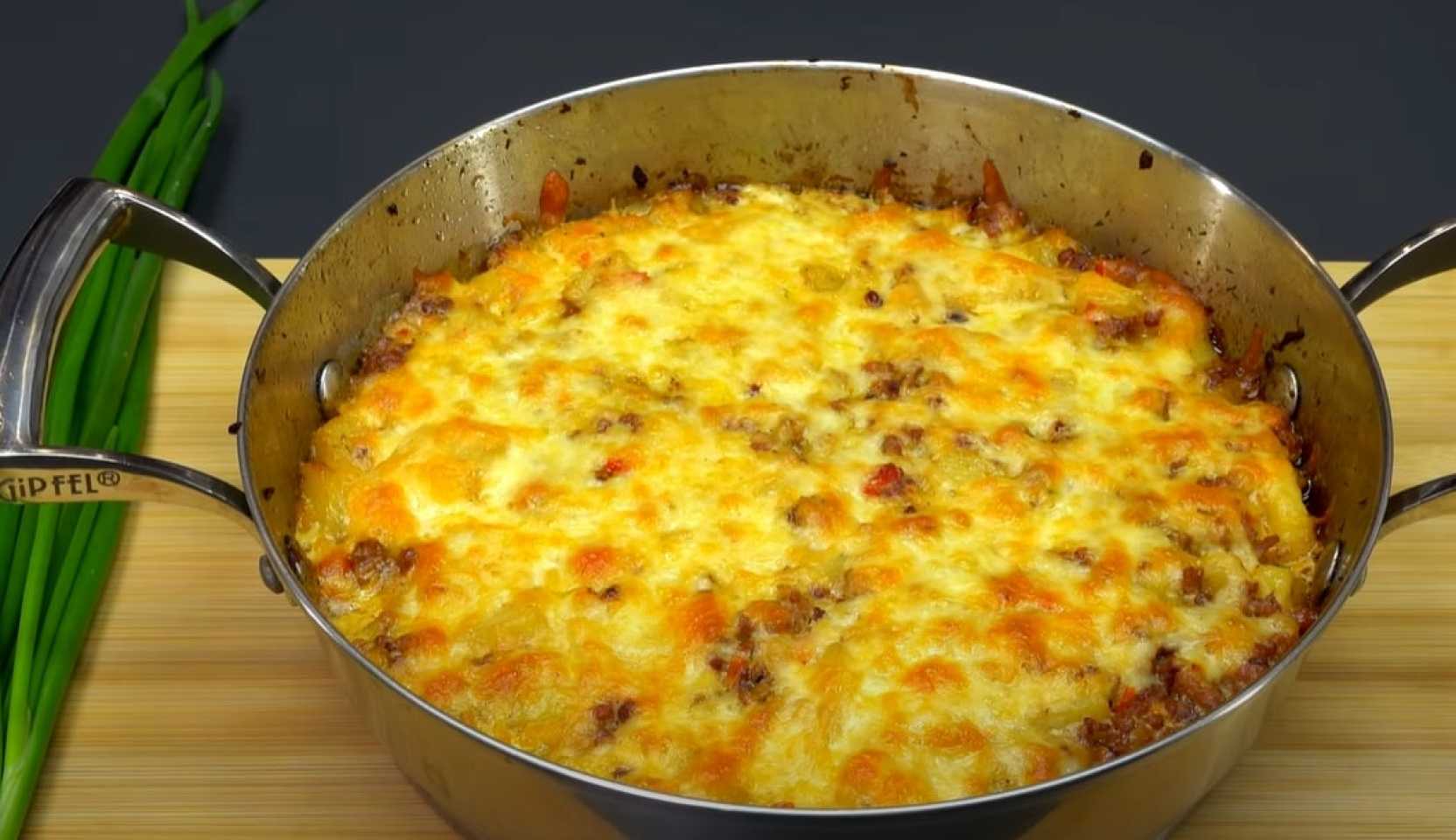 Image du plat : Gratin de pommes de terre à la viande et au fromage au four
