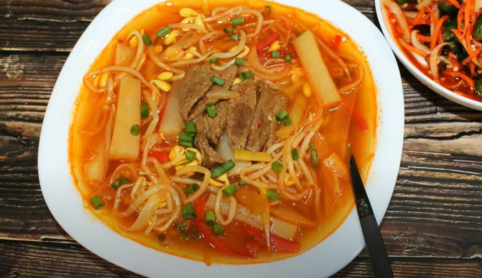 Image du plat : Soupe Gongnamul Haejangguk contre la gueule de bois