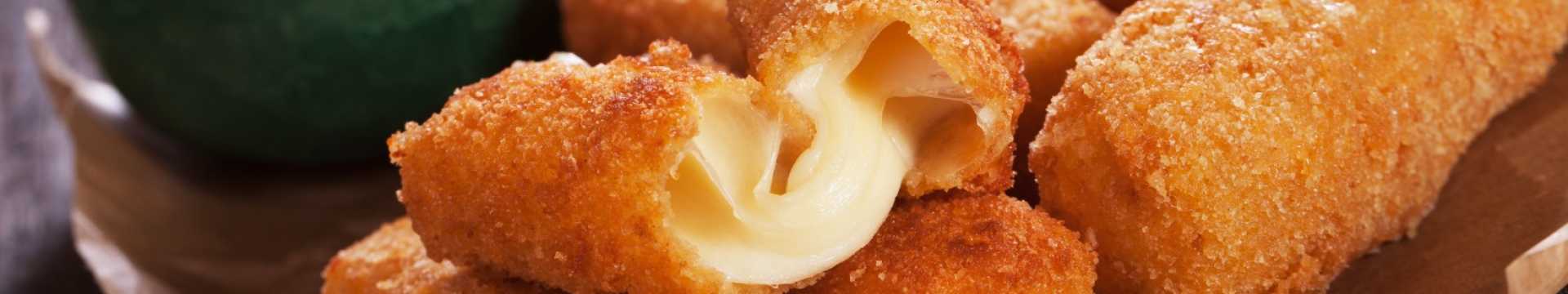 Bâtonnets de fromage cuits au four