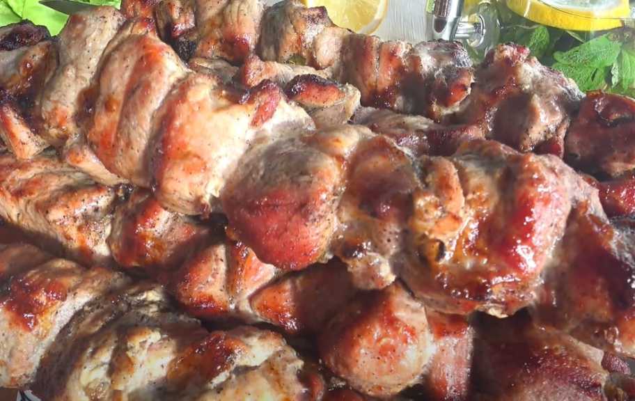 Recette : Brochettes de porc aux oignons à l'eau minérale